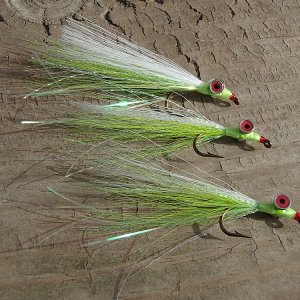 20160207ChartreuseOverWhiteClousers.JPG