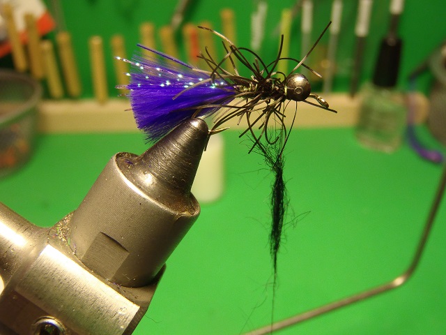 size 12 shaggy dub fly 011.JPG